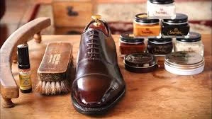 Footwear & leather polishes